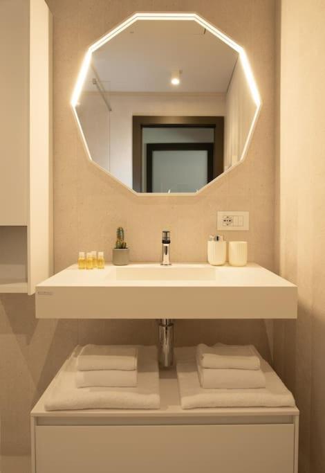 Cicerone Apartment ベルガモ エクステリア 写真